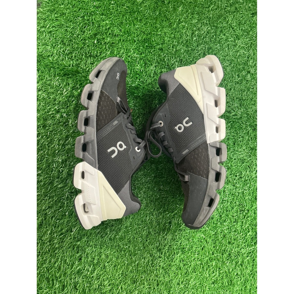 On Cloudflyer Men Running Shoes Black White Wide D US 9 EU 40.5 81.98863